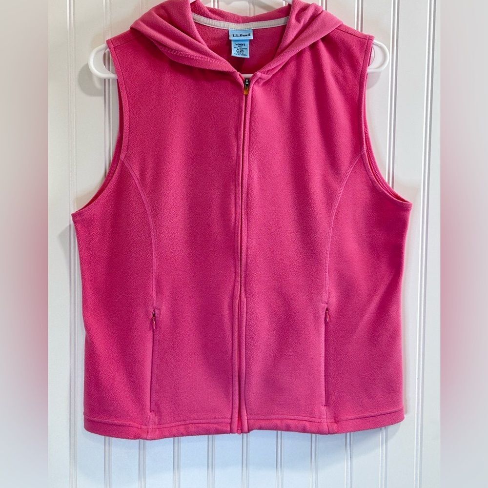 L.L. Bean Hooded Fleece Vest Pink SIZE M.